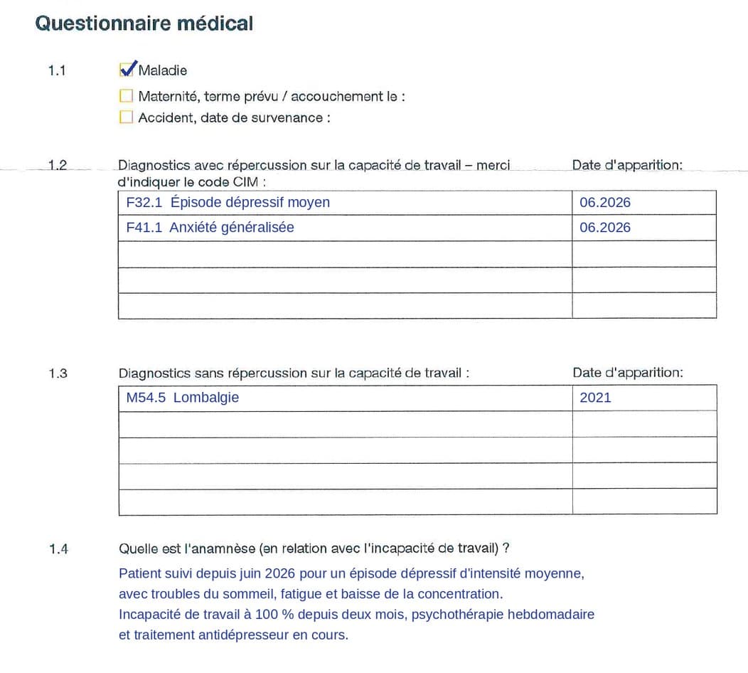 Le même questionnaire rempli par Maia : case Maladie cochée, diagnostics avec codes CIM et dates d'apparition, anamnèse rédigée.